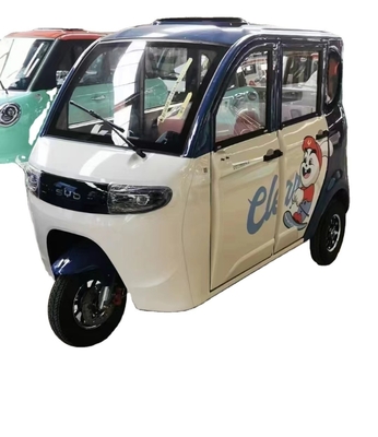 넓은 디자인 및 등급 능력 15-20° 1000W 노인용 폐쇄 전기 3륜자동차