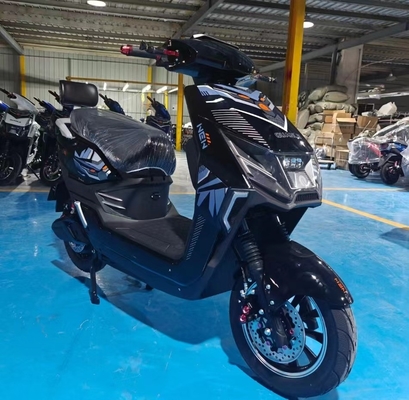 1200W 리?? 배터리 전기 자동차 성인용 2024 오토바이 타입 투어 오토바이 최대 속도 61 80km/h 2륜