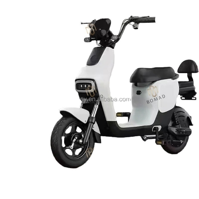 속도 2024 전기 자전거 화면과 최대 속도 30-50Km/h의 흰 알루미늄 합금 프레임